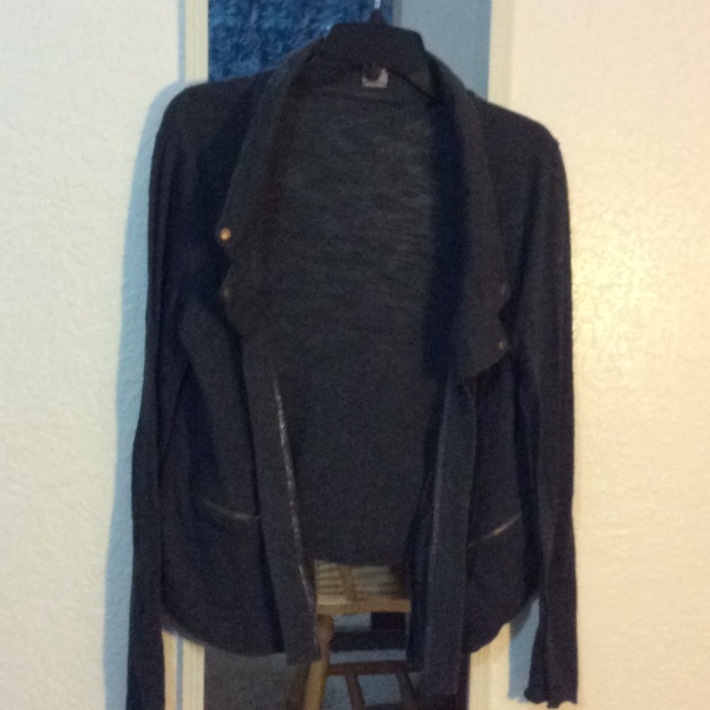 Jacket/sweater